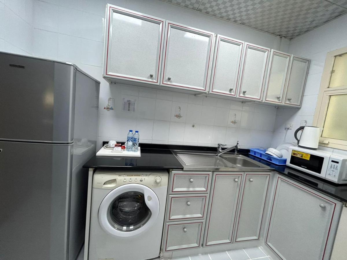 Downtown Plaza Pet Friendly Aparthotel 2*